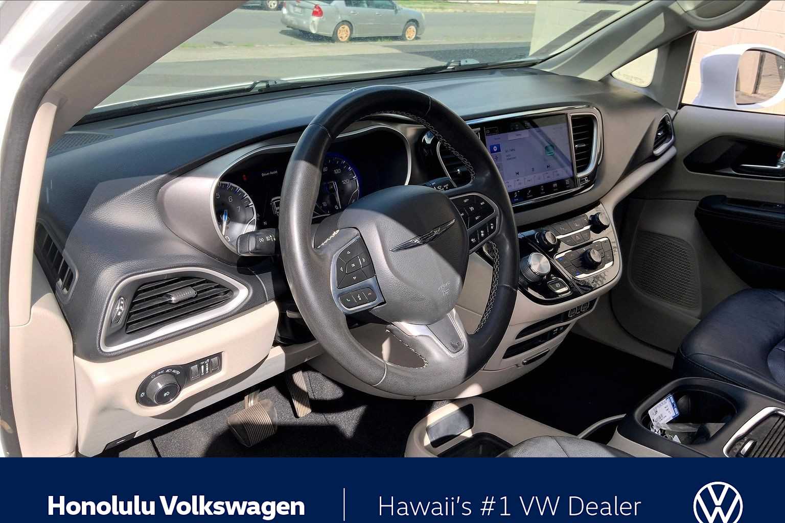 Thumbnail: 2022 Chrysler Pacifica - 2