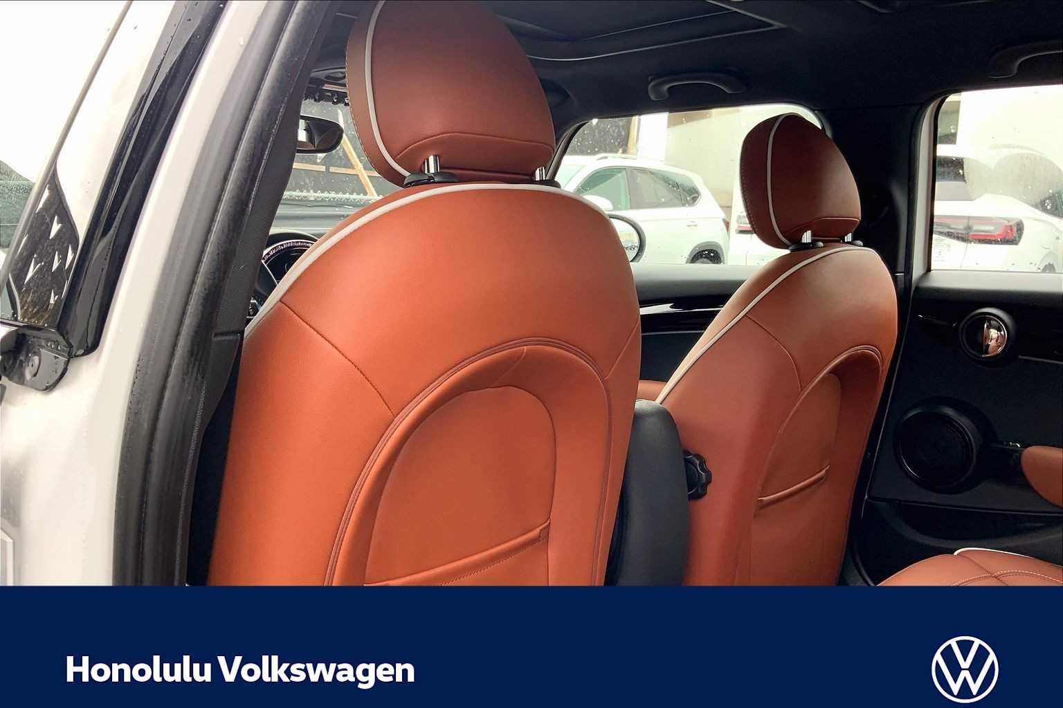 Thumbnail: 2023 MINI Cooper Hardtop - 12