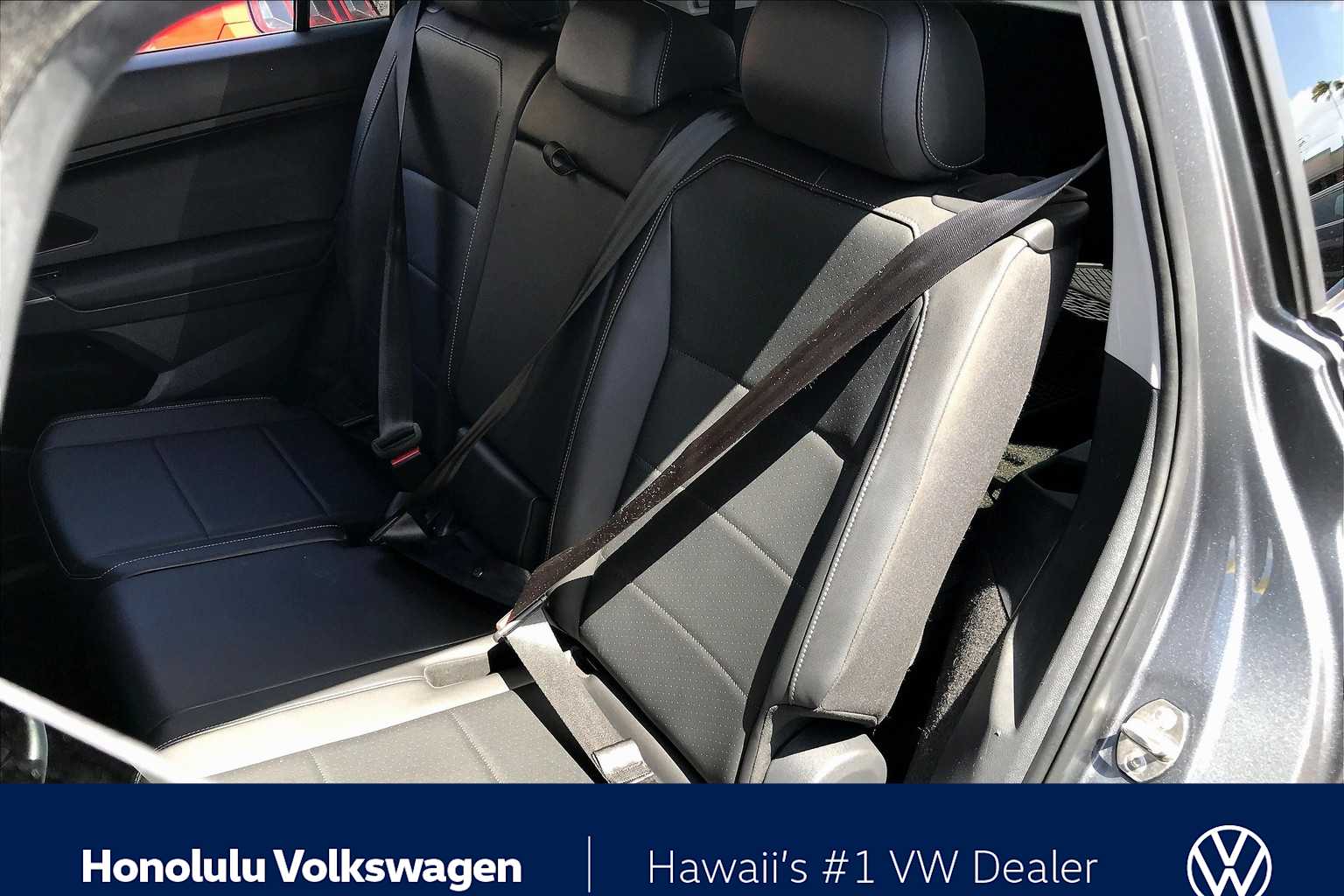 Thumbnail: 2018 Volkswagen Tiguan - 25