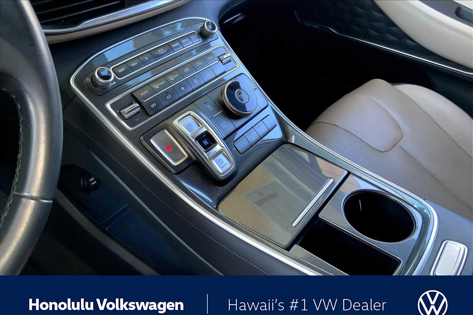 Thumbnail: 2022 Hyundai Santa Fe - 15