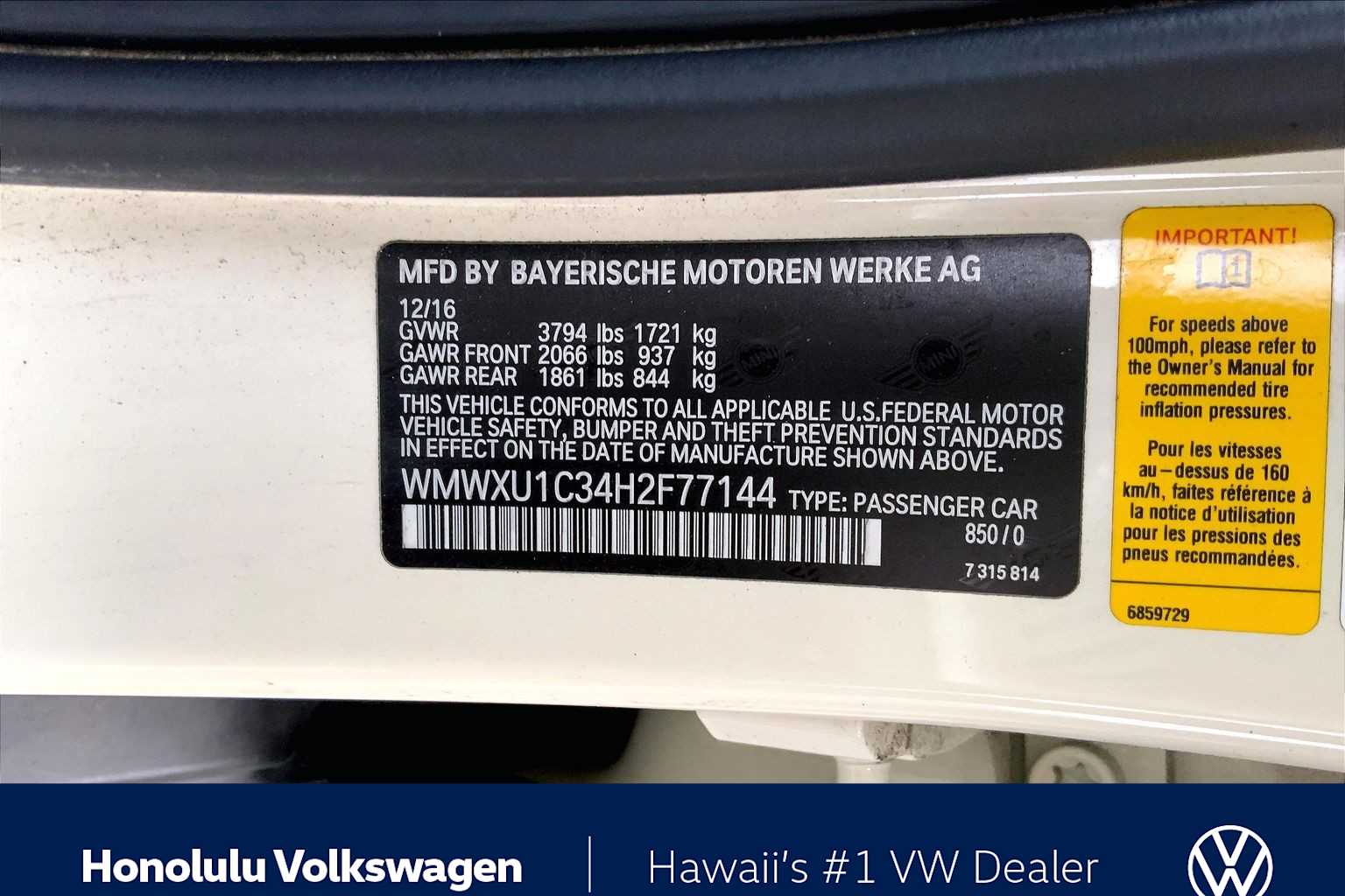 Thumbnail: 2017 MINI Cooper Hardtop - 19