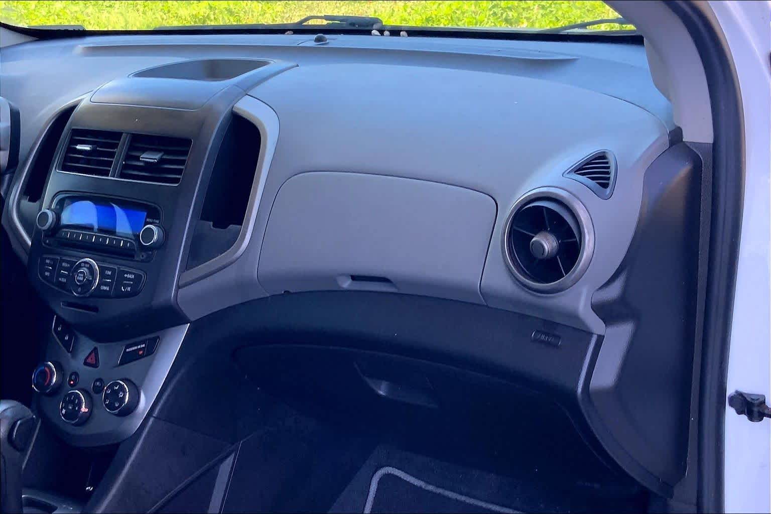 Thumbnail: 2013 Chevrolet Sonic - 23