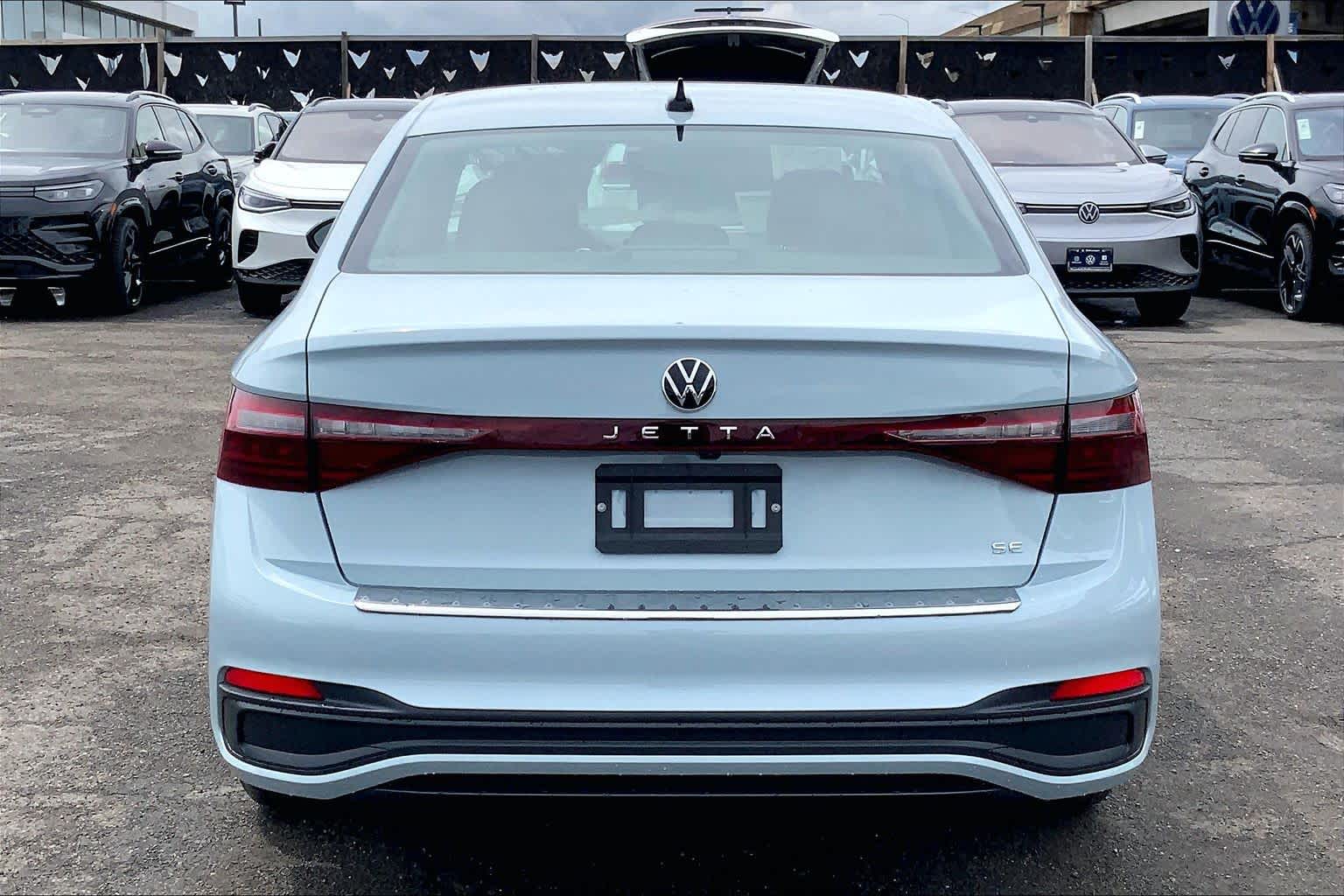 Thumbnail: 2026 Volkswagen Jetta - 5