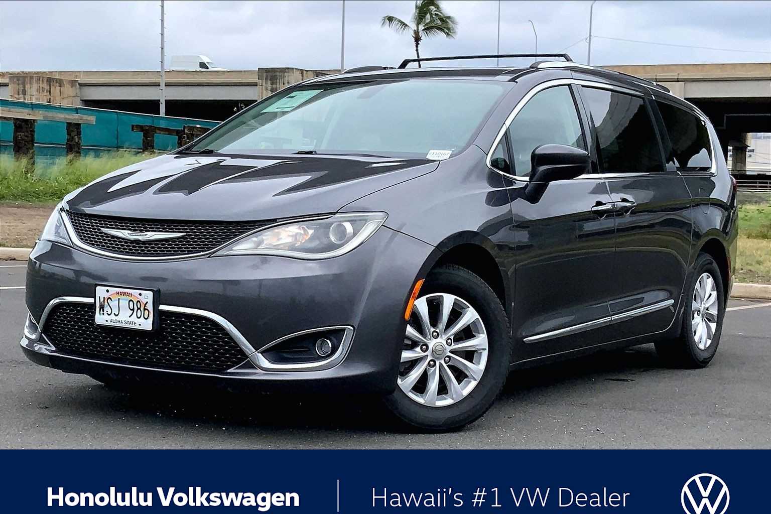 2018 Chrysler Pacifica Touring L -
                  Honolulu, HI