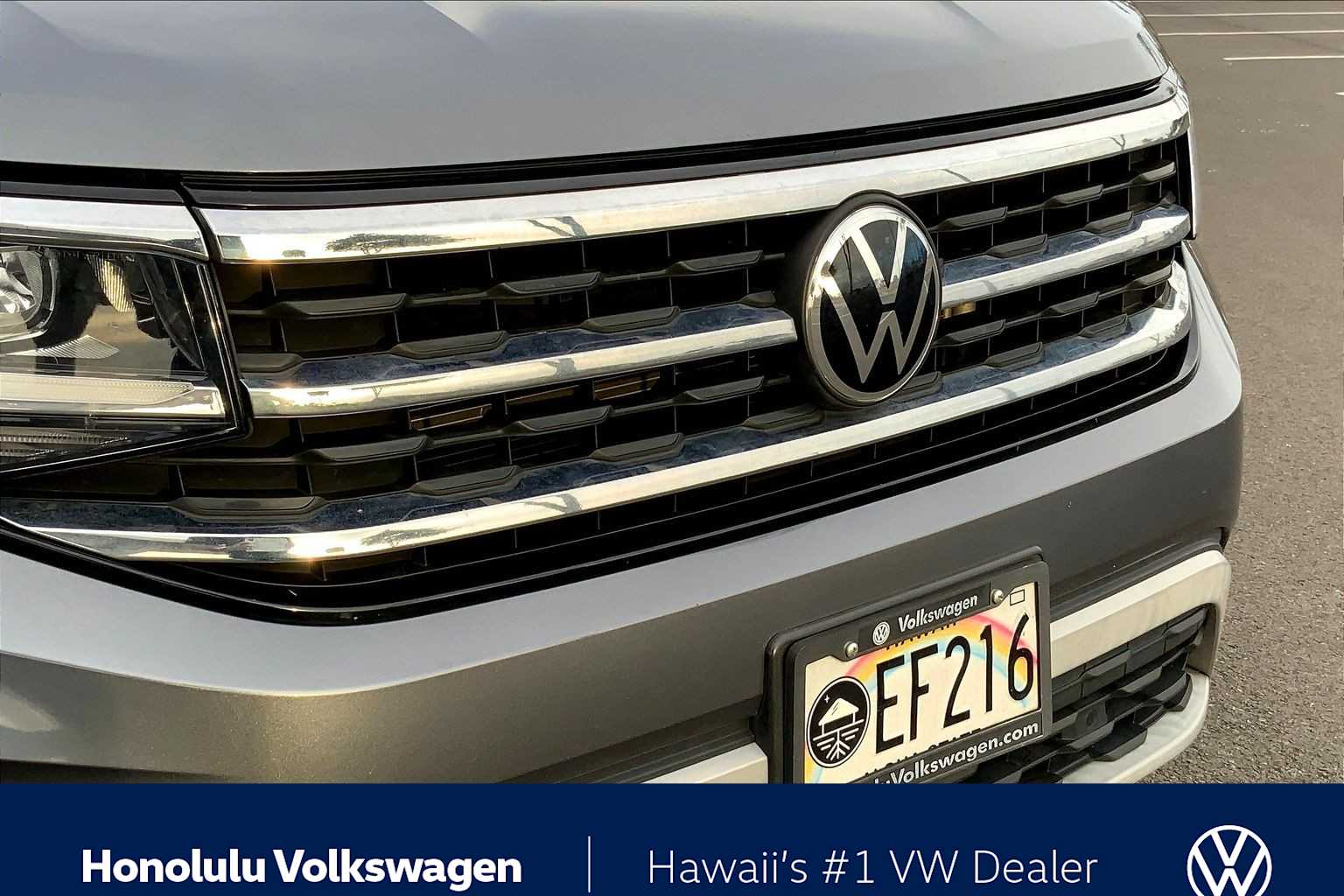 Thumbnail: 2021 Volkswagen Atlas - 32