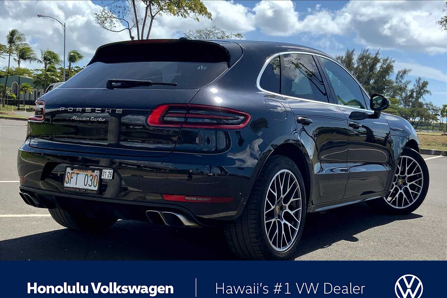 Thumbnail: 2015 Porsche Macan - 21