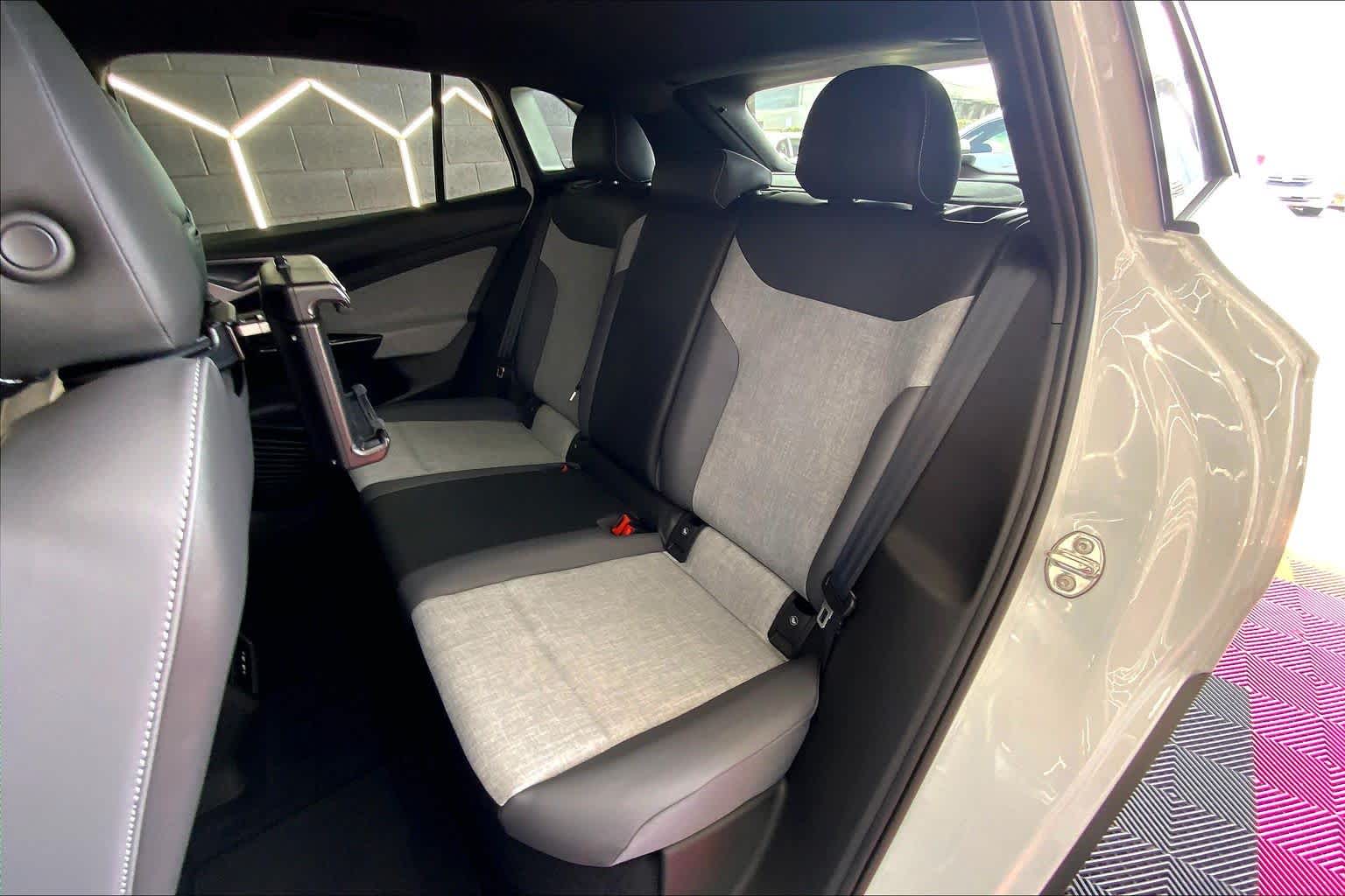 Thumbnail: 2026 Volkswagen ID.4 - 13