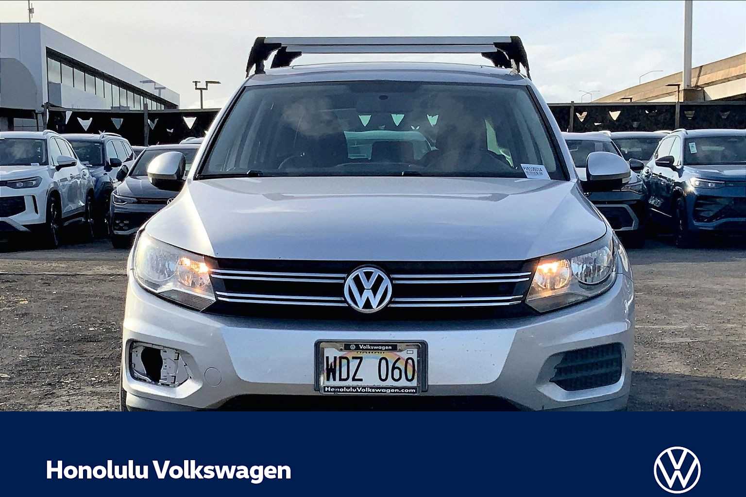 Thumbnail: 2013 Volkswagen Tiguan - 6