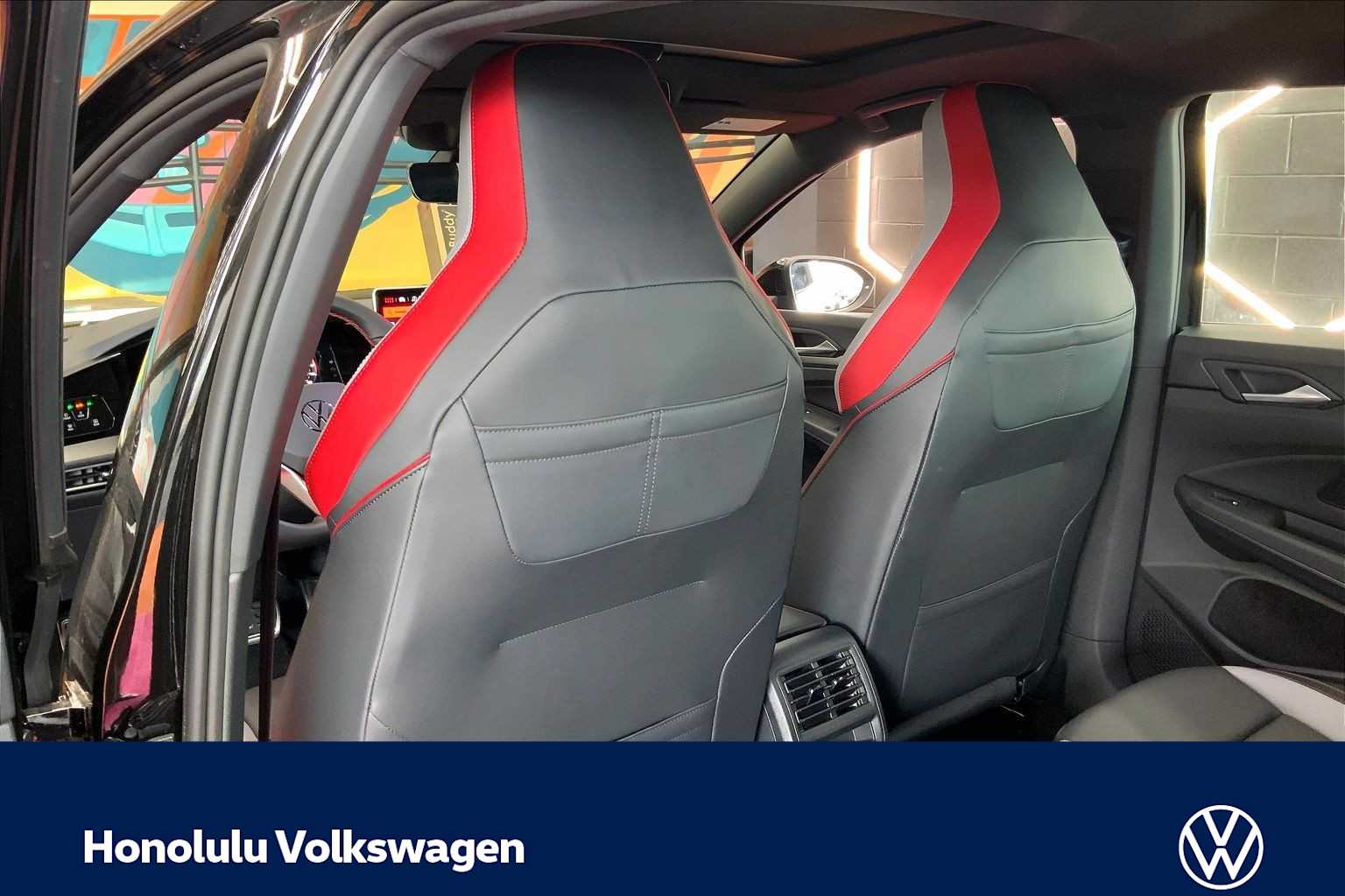 Thumbnail: 2026 Volkswagen Golf - 12