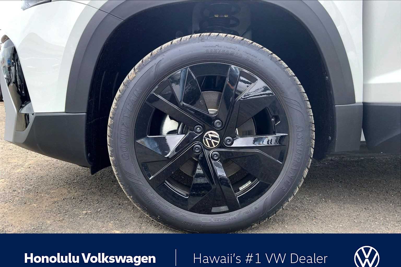 Thumbnail: 2026 Volkswagen Taos - 8