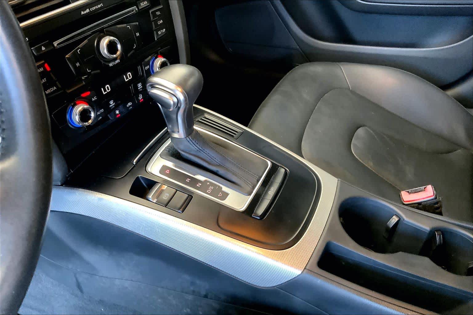 Thumbnail: 2015 Audi A4 - 15