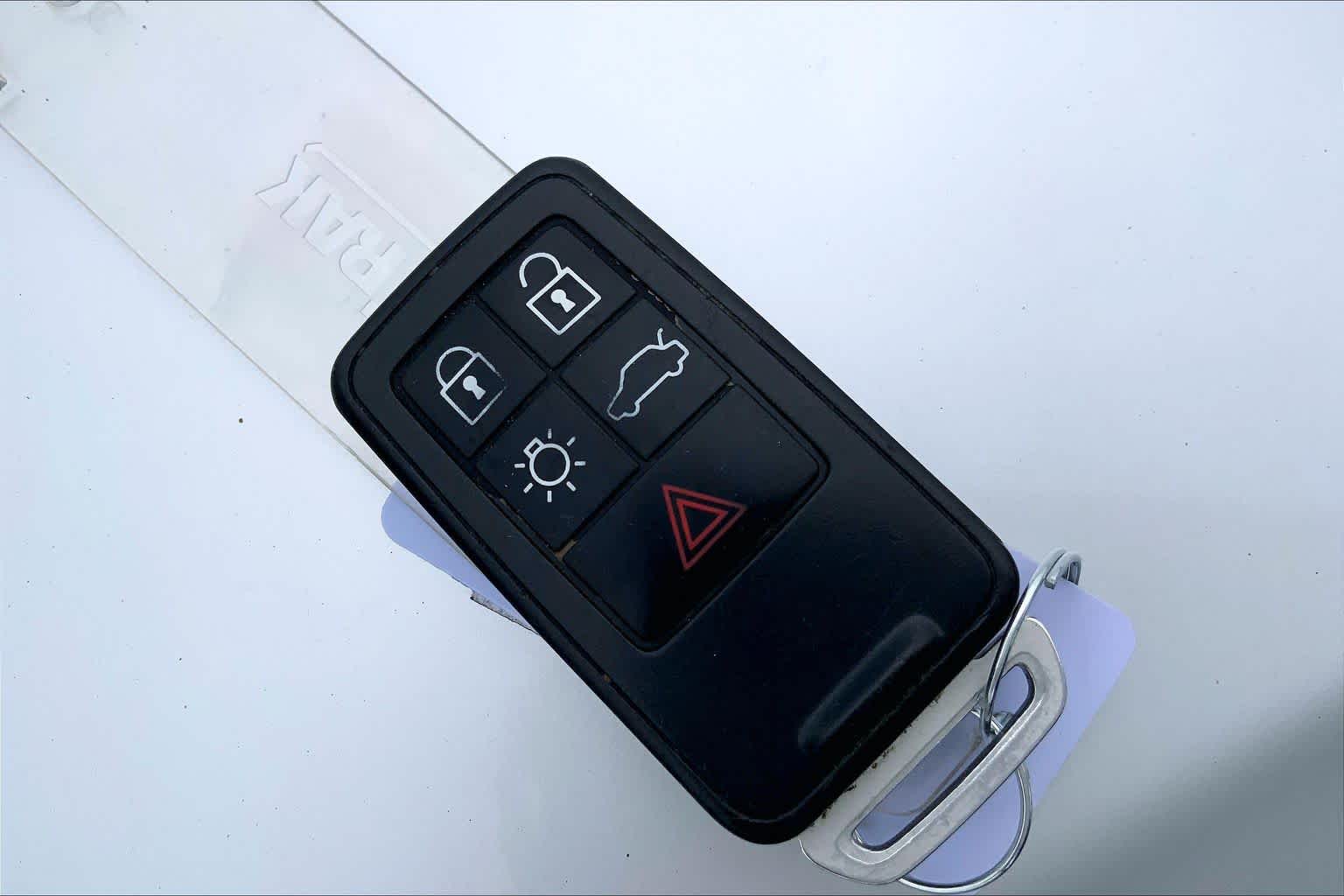 Thumbnail: 2016 Volvo V60 - 19