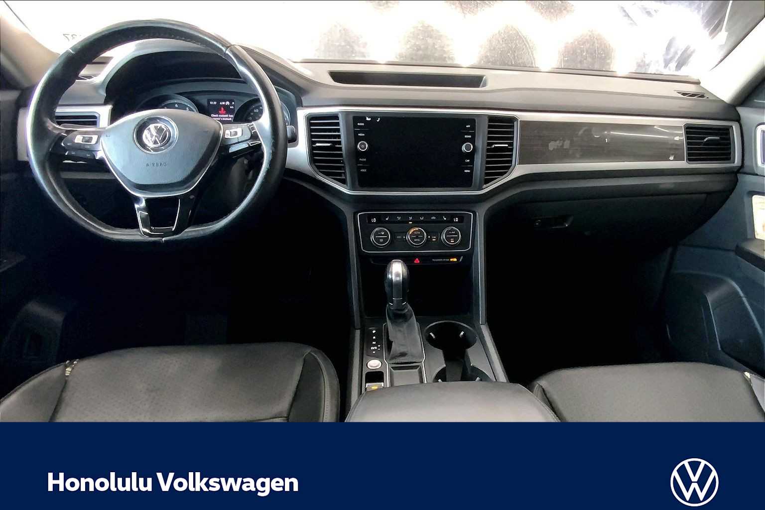 Thumbnail: 2018 Volkswagen Atlas - 10