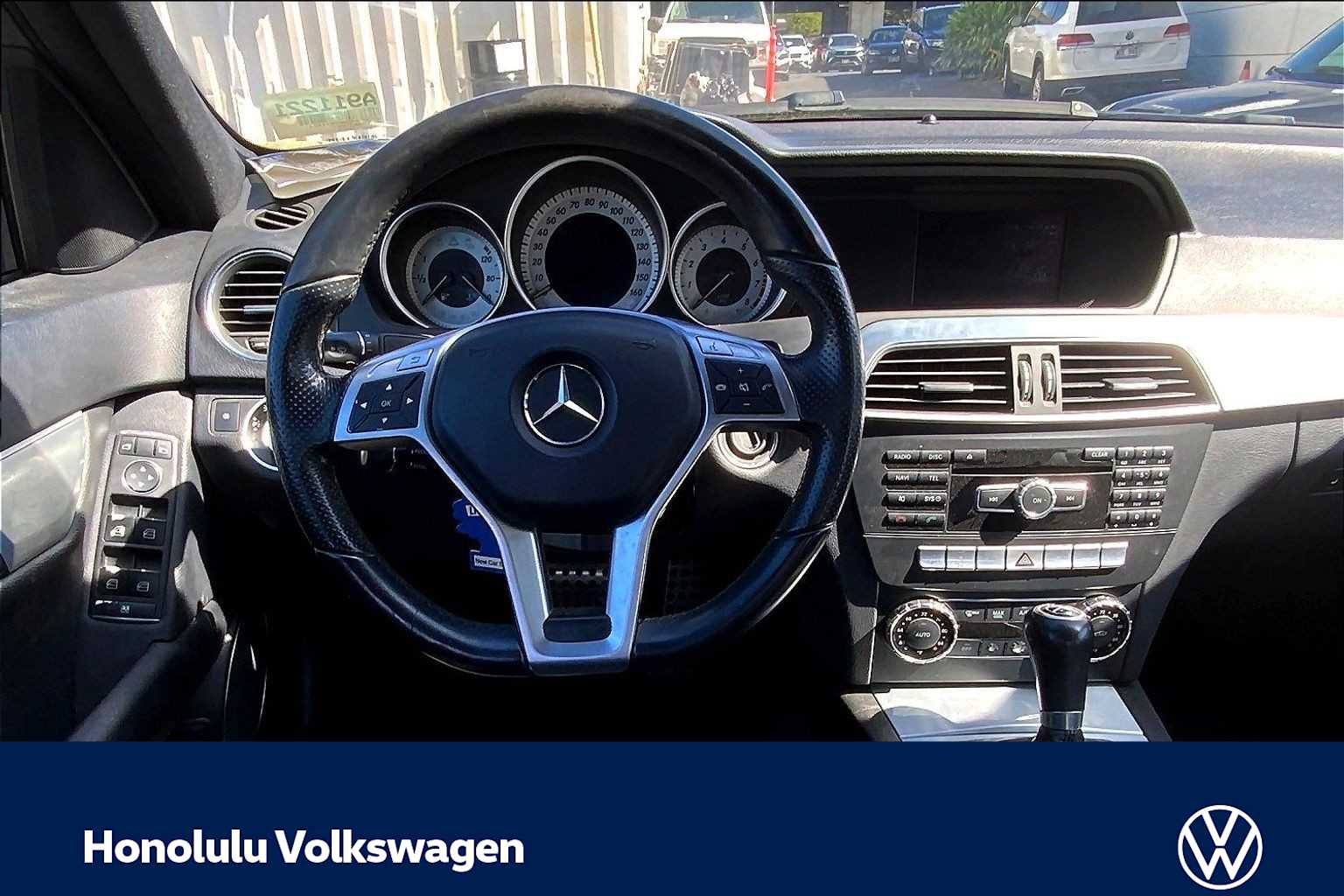 Thumbnail: 2014 Mercedes-Benz C-Class - 11