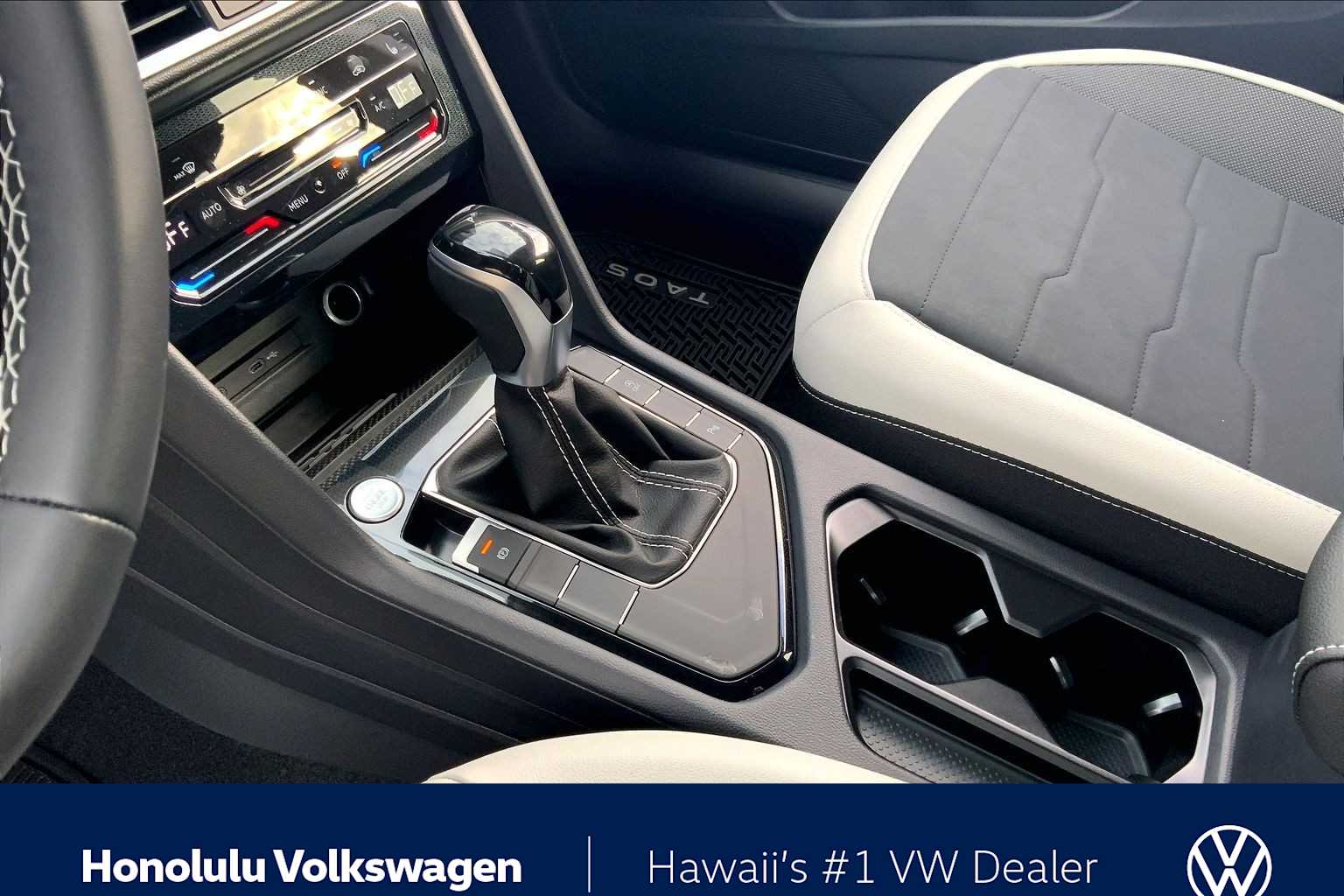 Thumbnail: 2026 Volkswagen Taos - 17