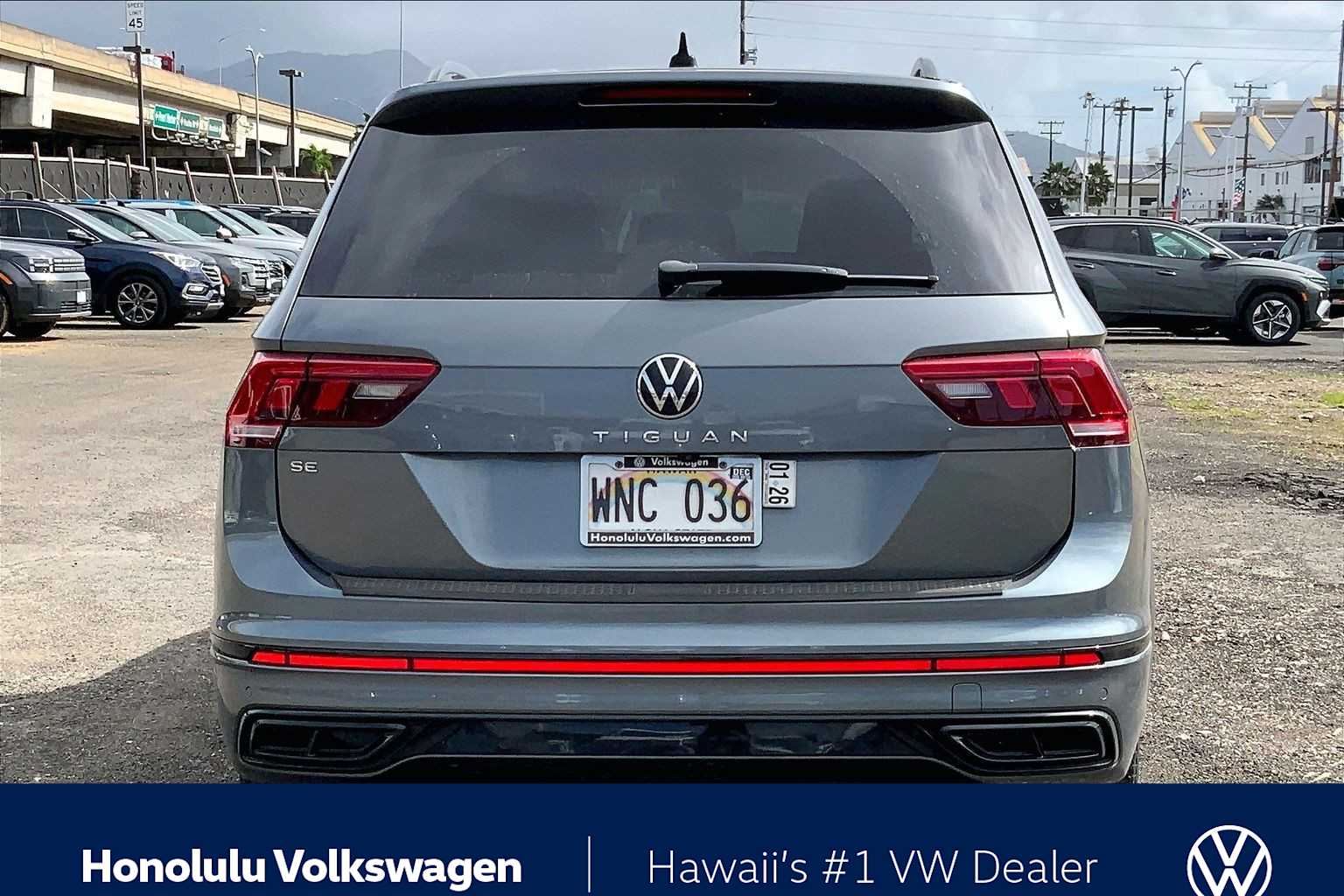 Thumbnail: 2022 Volkswagen Tiguan - 5