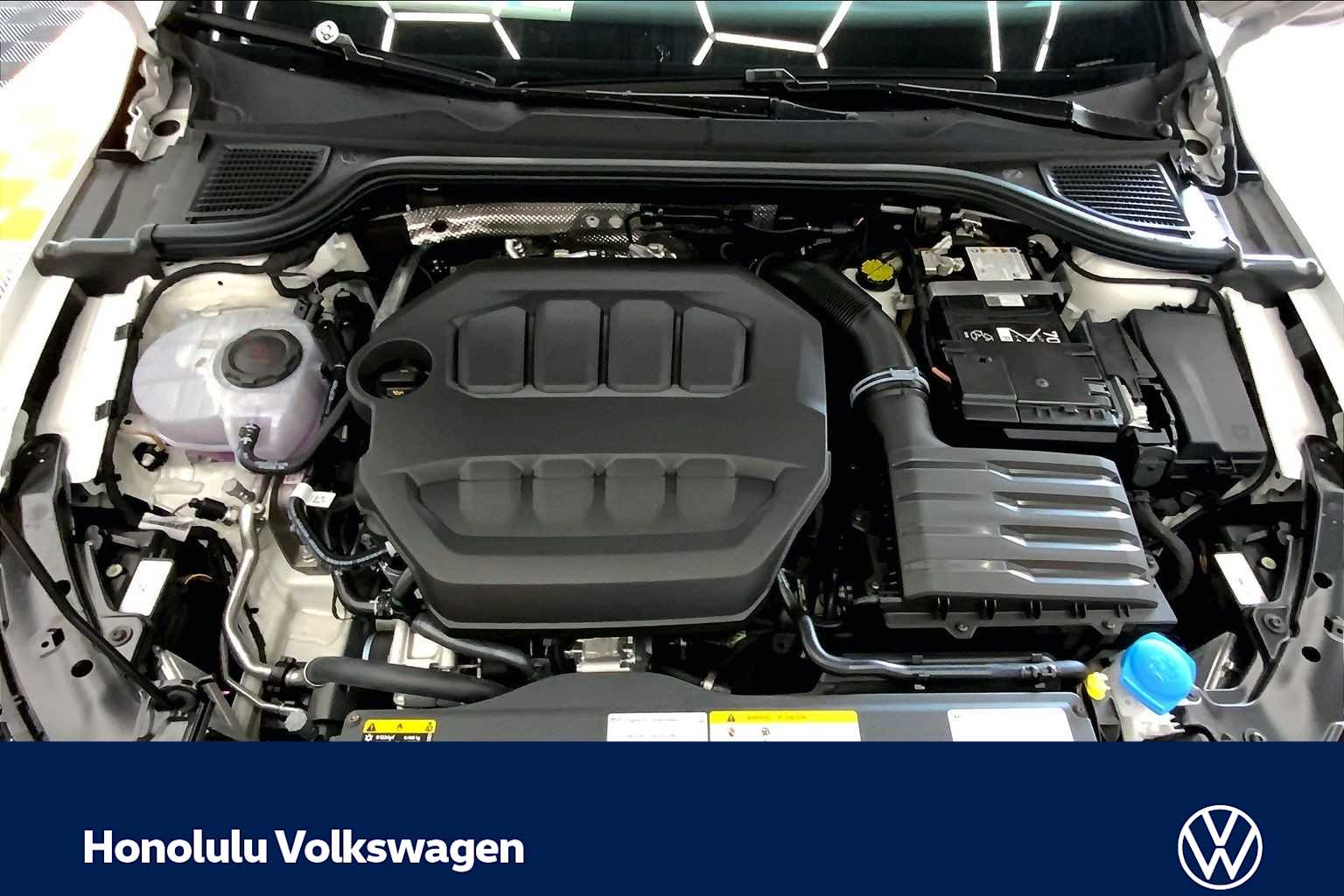 Thumbnail: 2026 Volkswagen Golf - 9