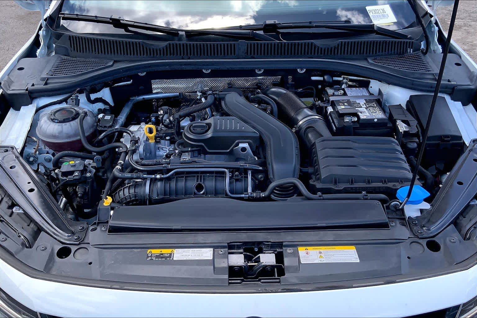 Thumbnail: 2017 Volkswagen Jetta - 9