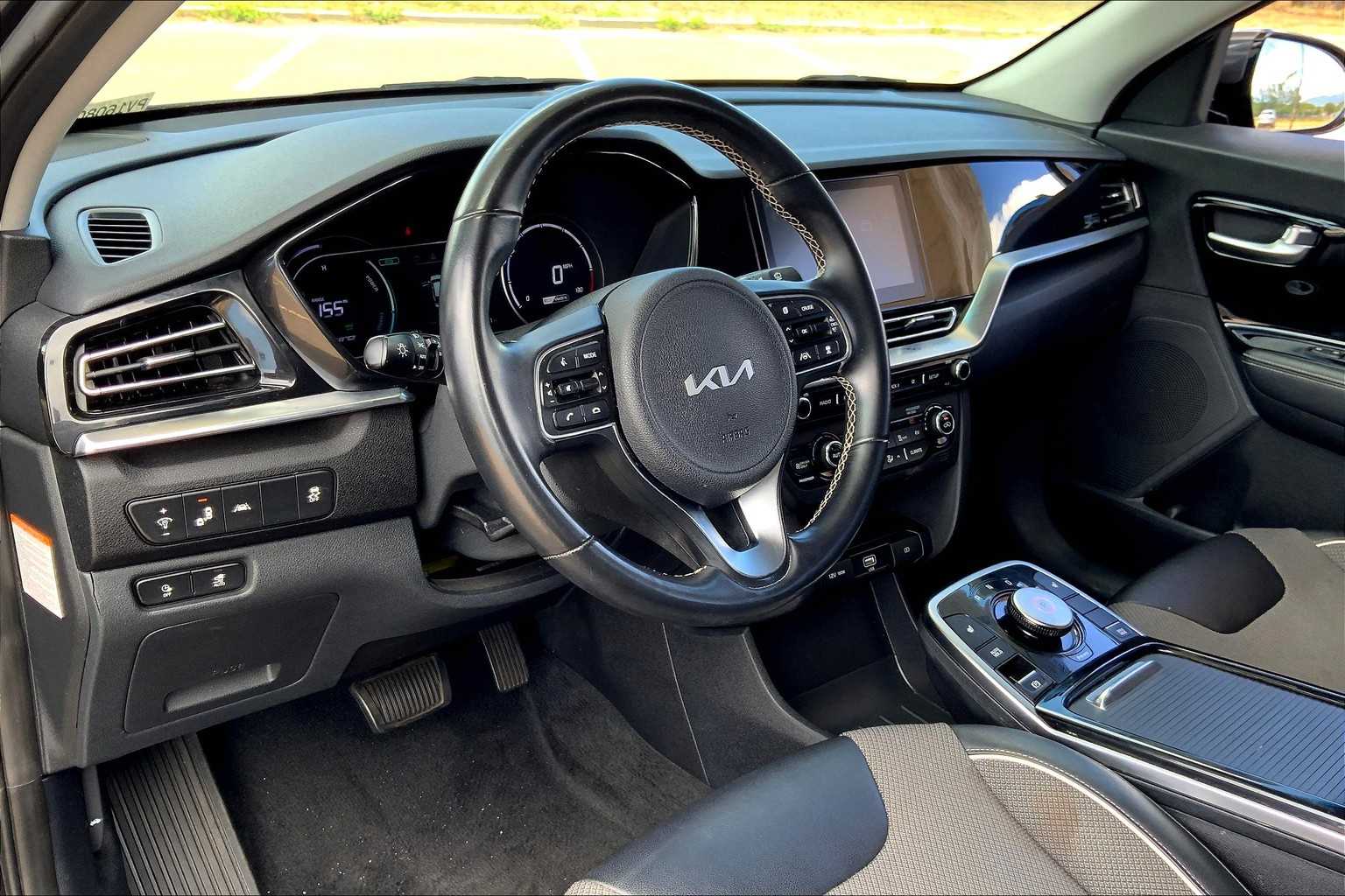 Used 2022 Kia Niro S with VIN KNDCC3LG3N5160804 for sale in Honolulu, HI