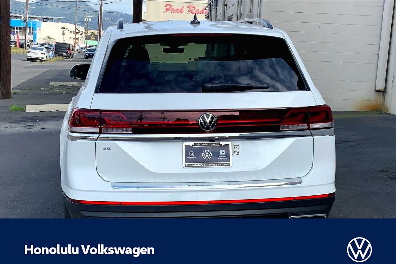 Thumbnail: 2026 Volkswagen Atlas - 5