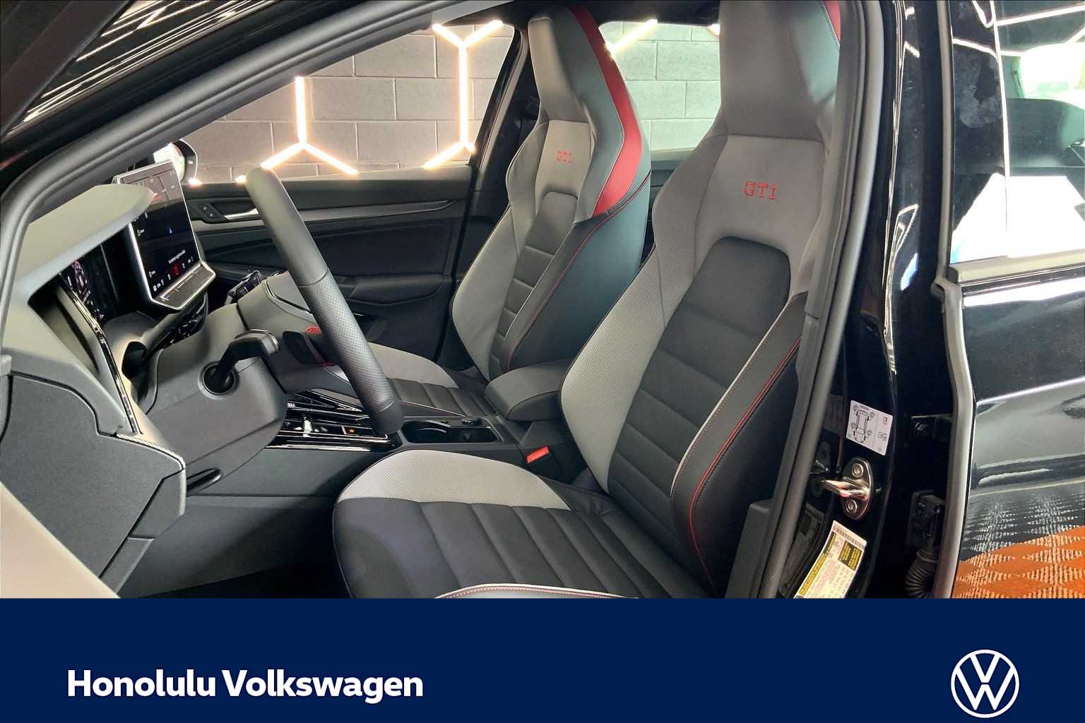 Thumbnail: 2026 Volkswagen Golf - 11