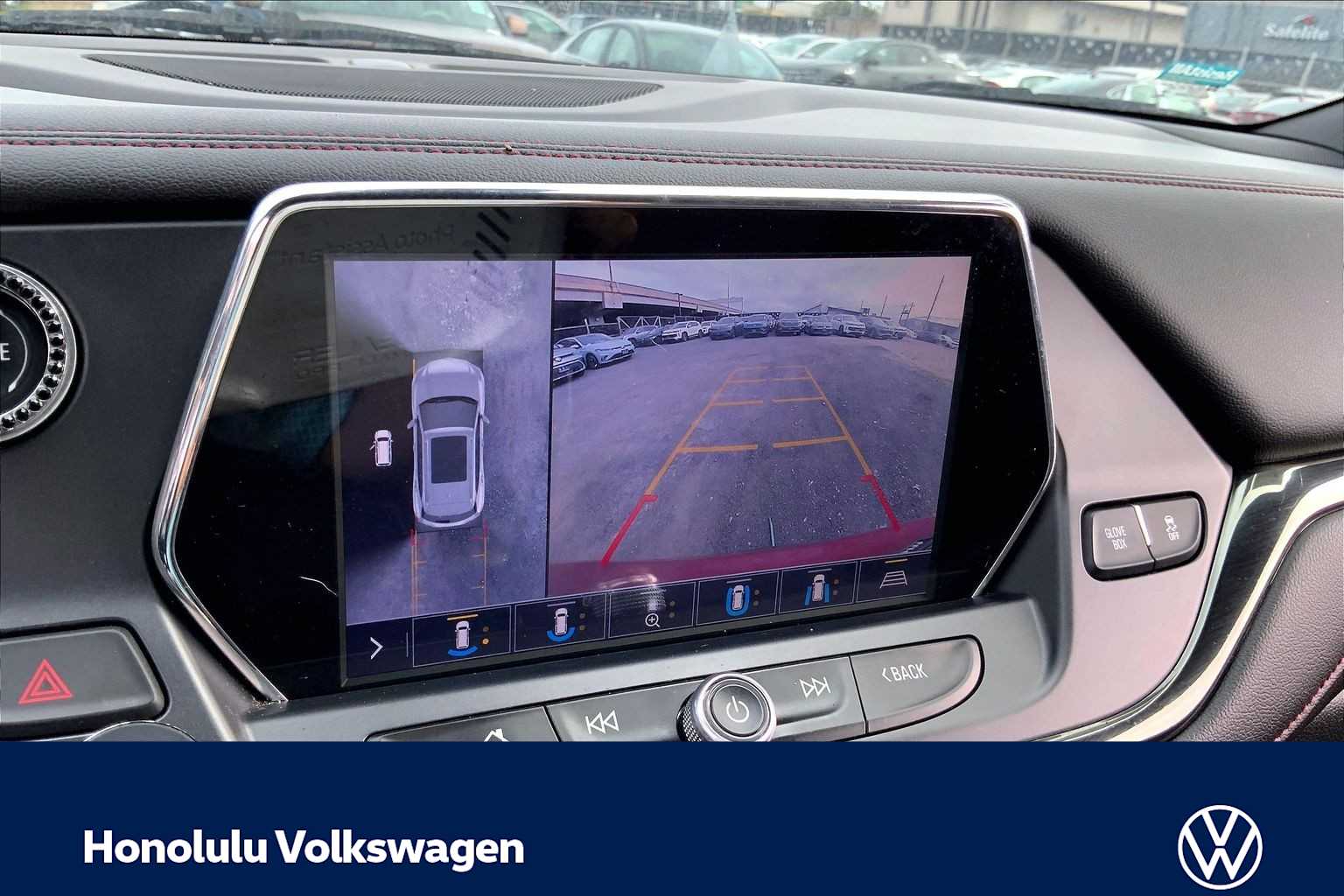 Thumbnail: 2019 Chevrolet Blazer - 25