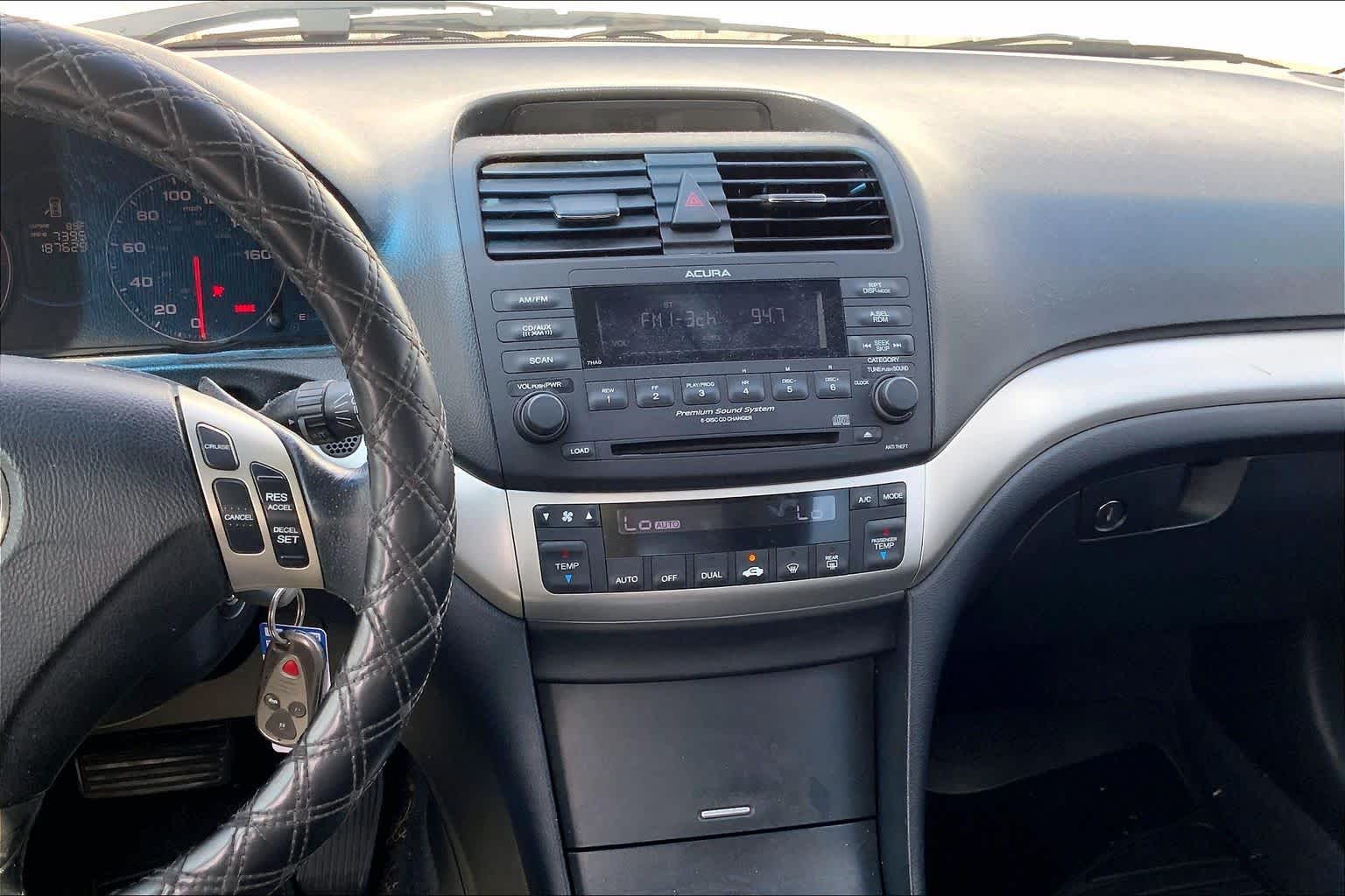 Thumbnail: 2005 Acura TSX - 14