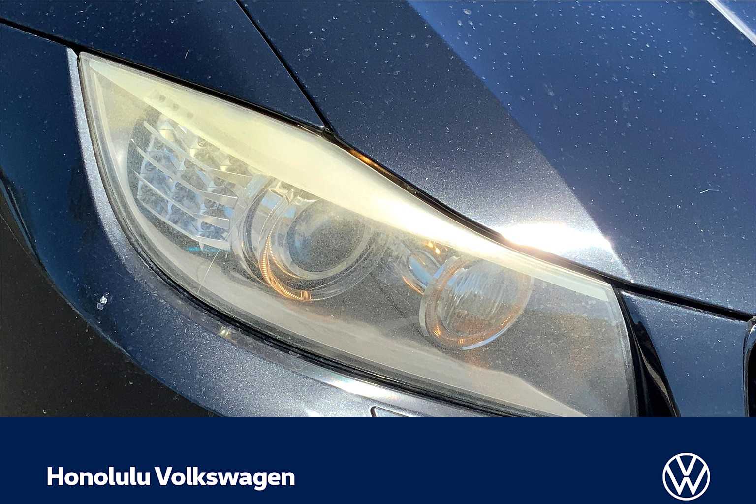 Thumbnail: 2011 BMW 3 Series - 29