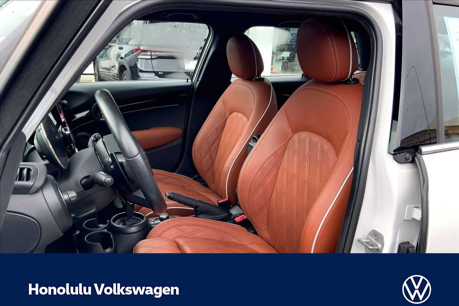 Thumbnail: 2023 MINI Cooper Hardtop - 11