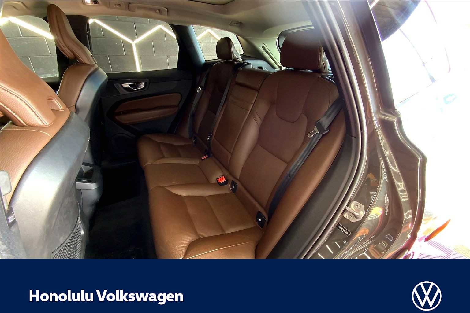 Thumbnail: 2020 Volvo XC60 - 28