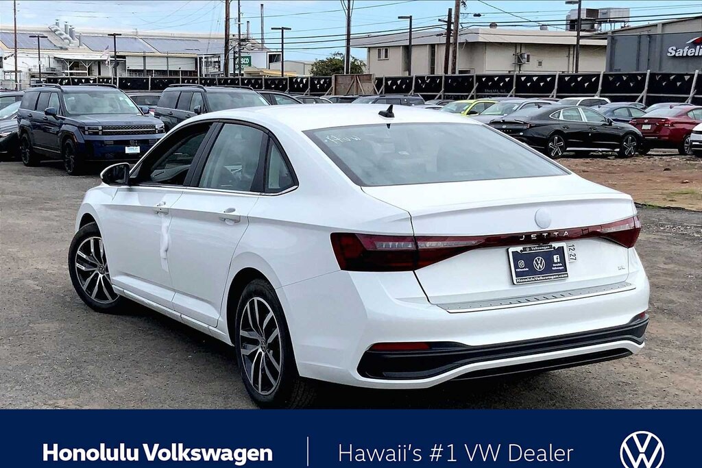 New 2026 Volkswagen Jetta 1.5T SE Sedan