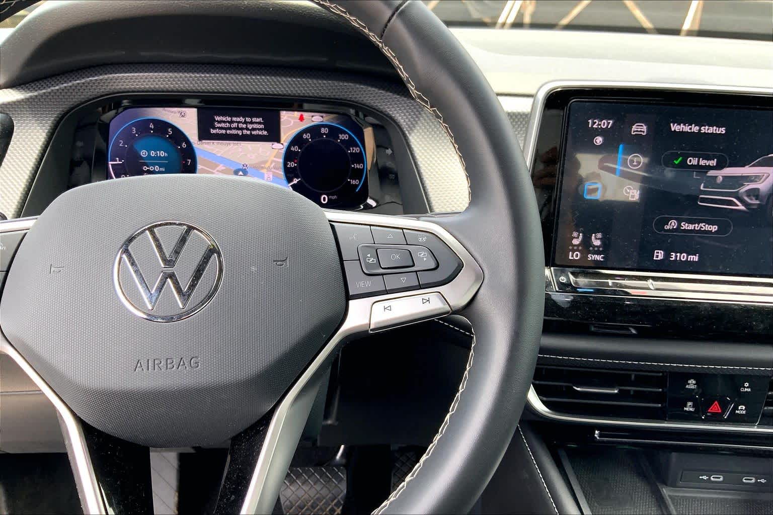 Thumbnail: 2024 Volkswagen Atlas - 25