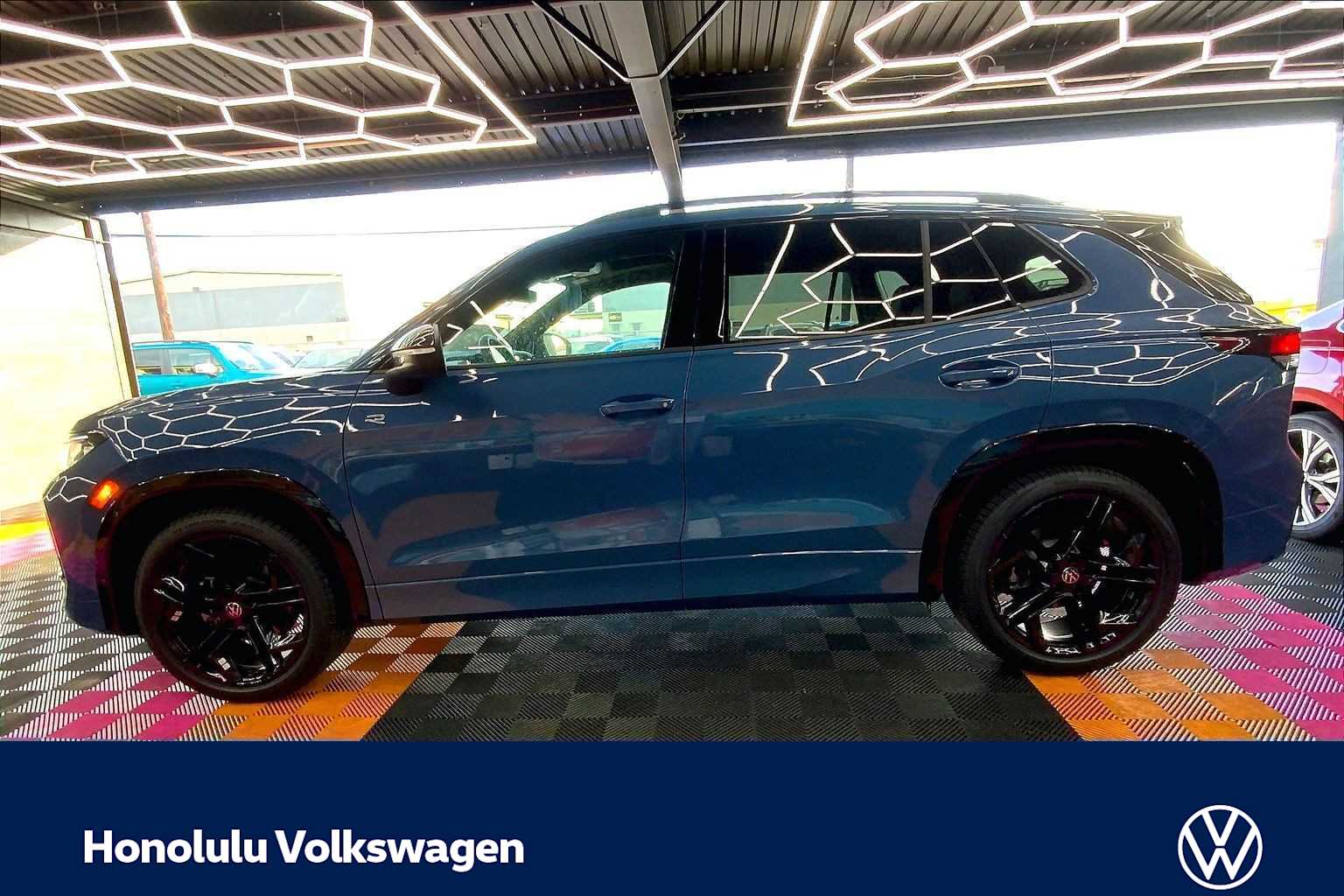 Thumbnail: 2026 Volkswagen Tiguan - 3