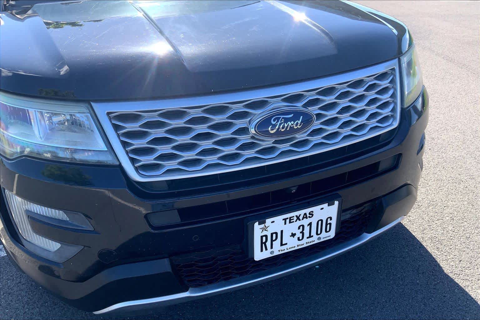 Thumbnail: 2016 Ford Explorer - 33