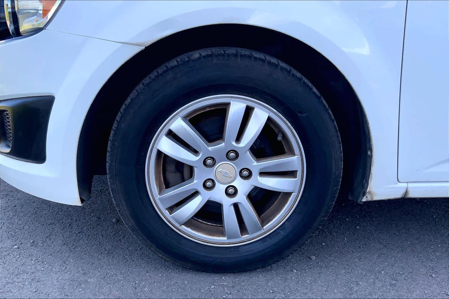 Thumbnail: 2013 Chevrolet Sonic - 8