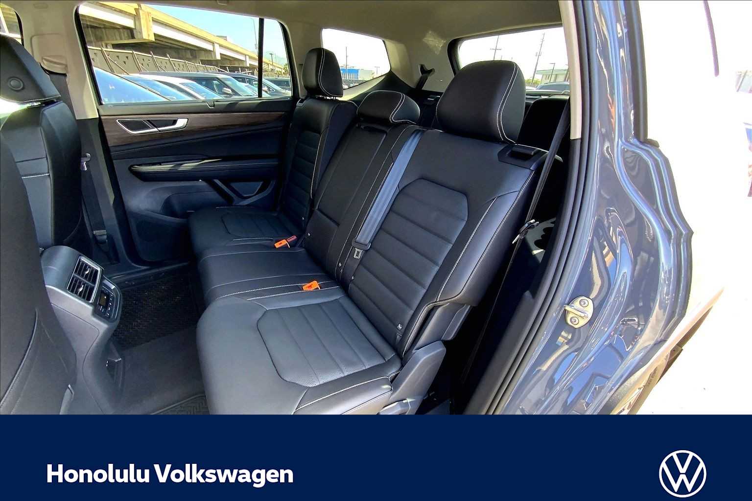 Thumbnail: 2026 Volkswagen Atlas - 13