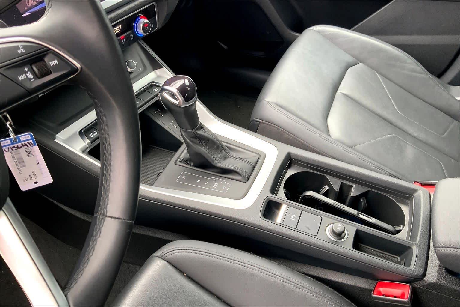 Thumbnail: 2022 Audi Q3 - 16