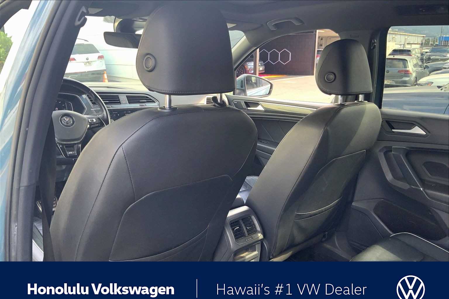 Thumbnail: 2020 Volkswagen Tiguan - 11