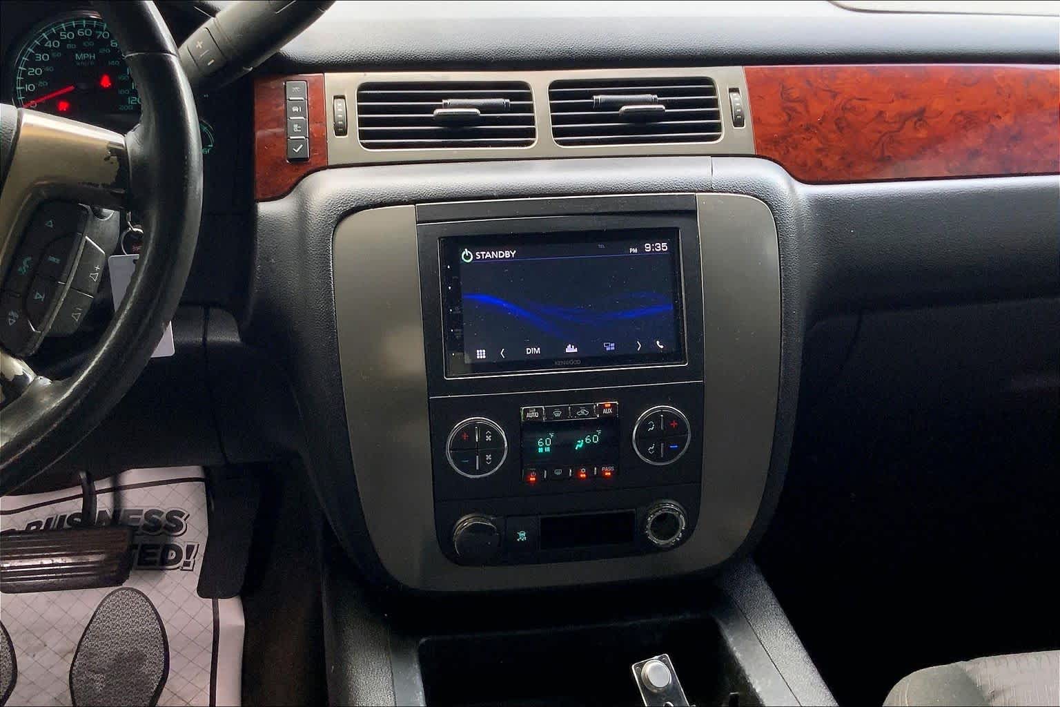 Thumbnail: 2011 GMC Yukon - 15