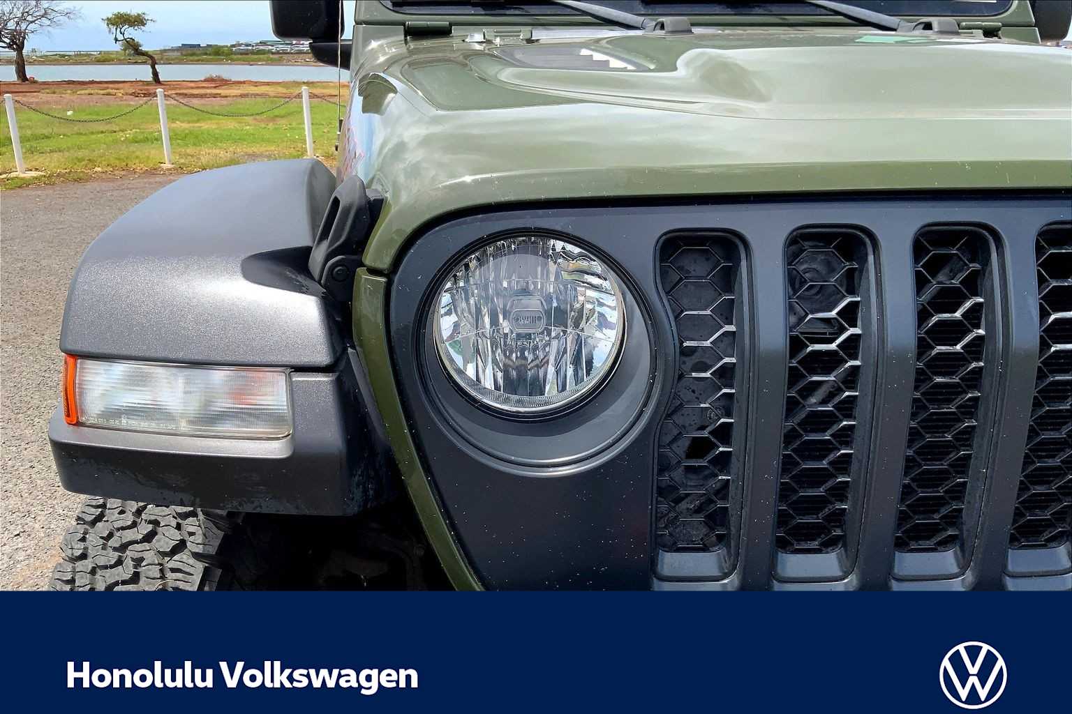 Thumbnail: 2021 Jeep Gladiator - 31