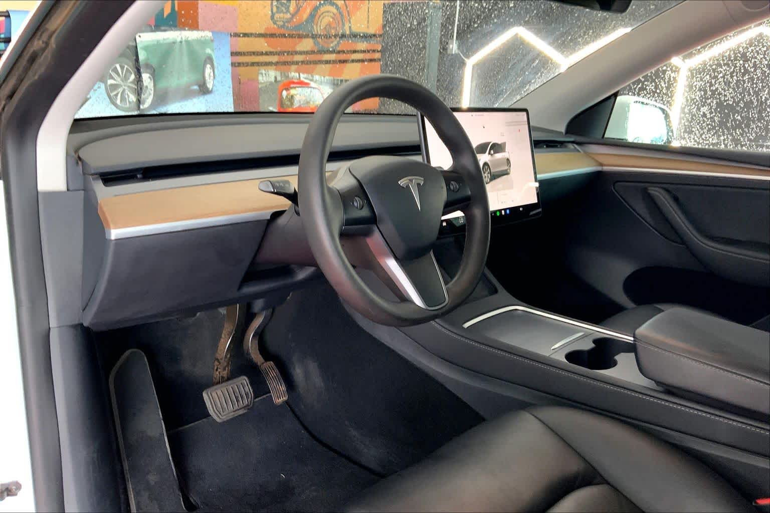 Used 2023 Tesla Model Y Long Range with VIN 7SAYGDEE4PF672264 for sale in Honolulu, HI