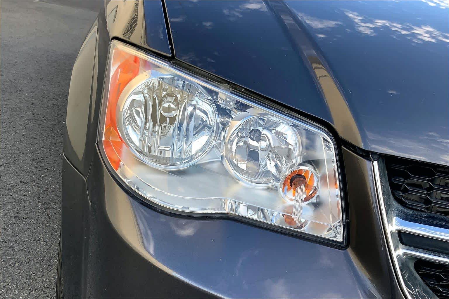Thumbnail: 2019 Dodge Grand Caravan - 31