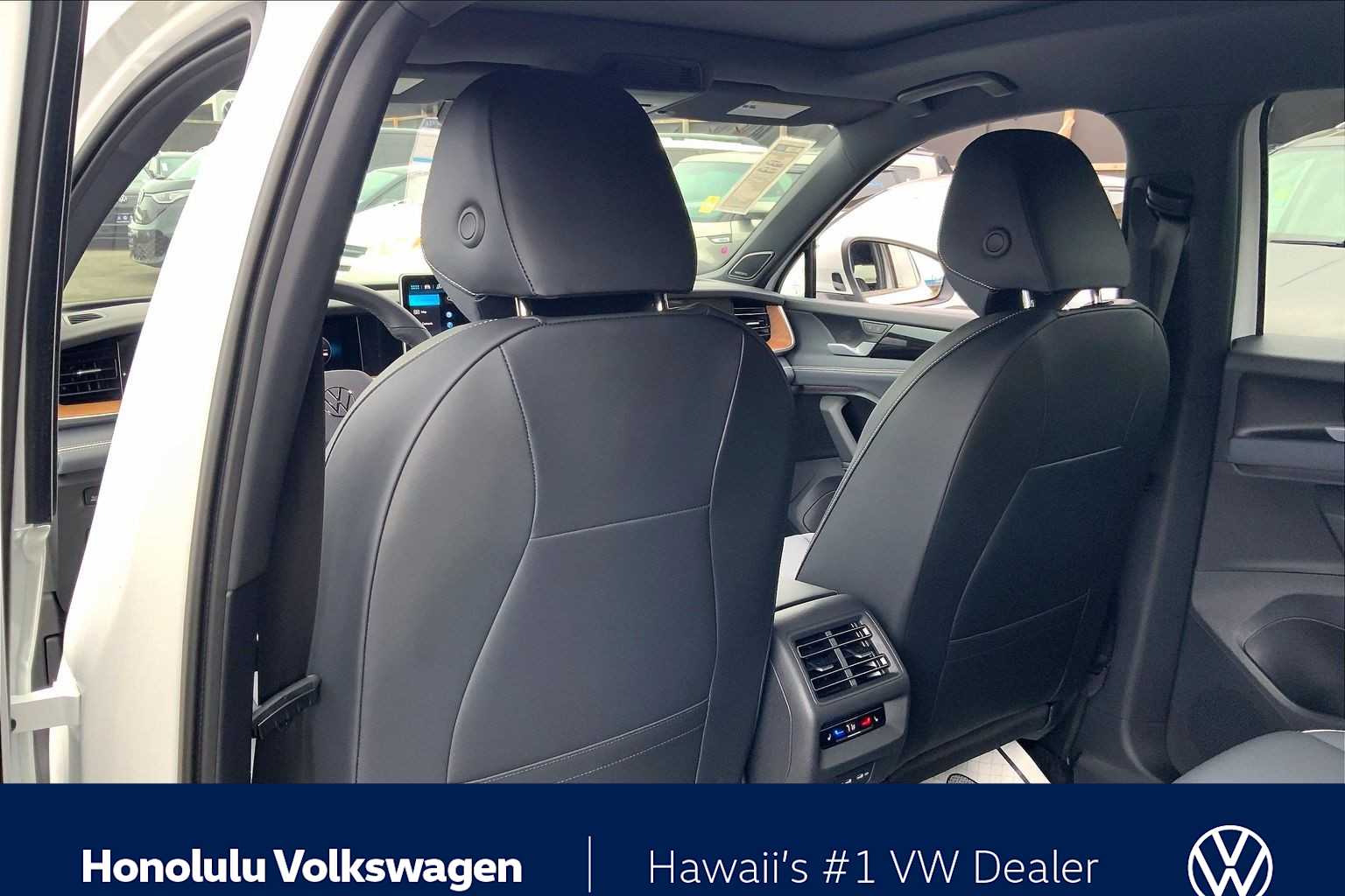 Thumbnail: 2026 Volkswagen Tiguan - 12