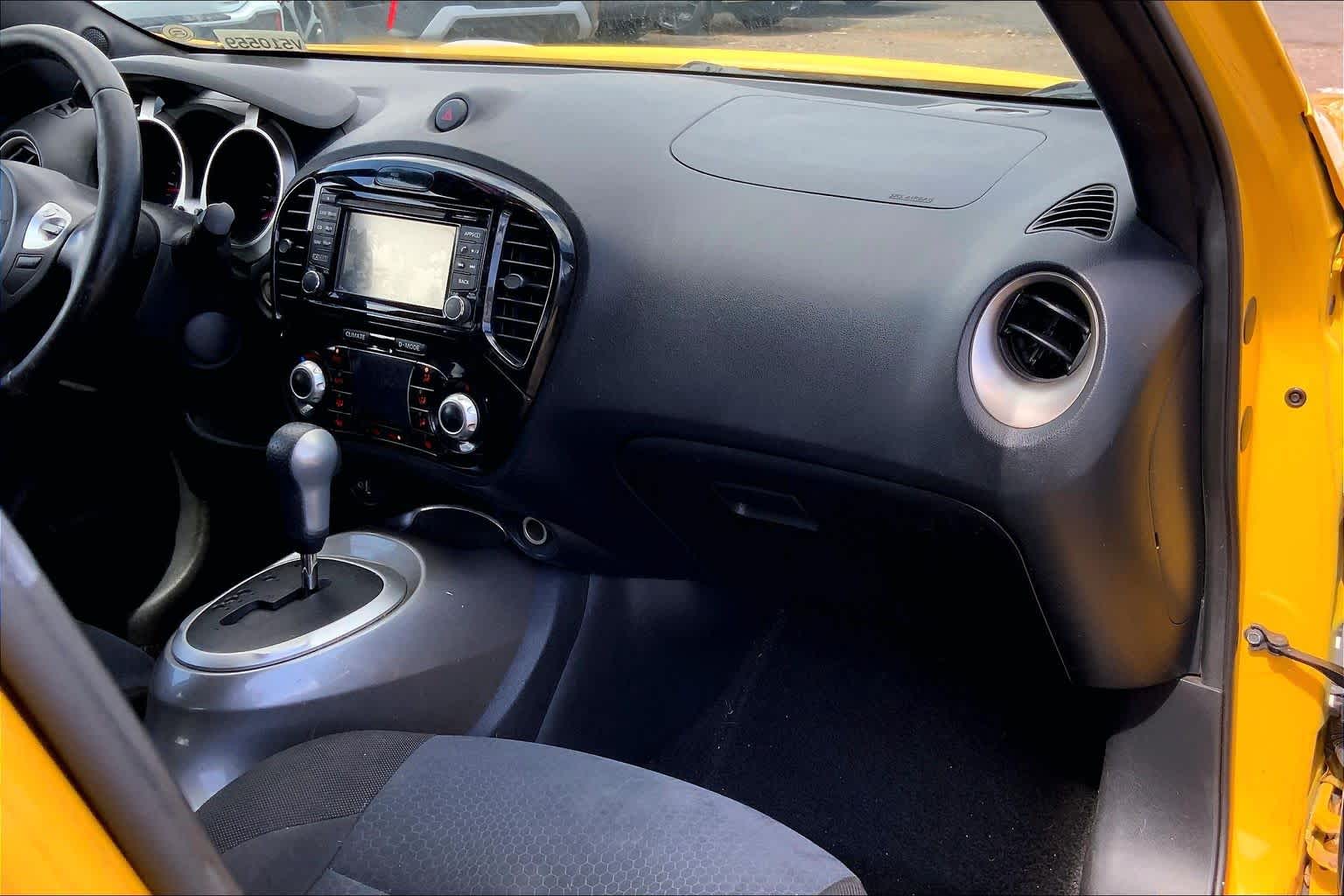 Thumbnail: 2015 Nissan Juke - 23