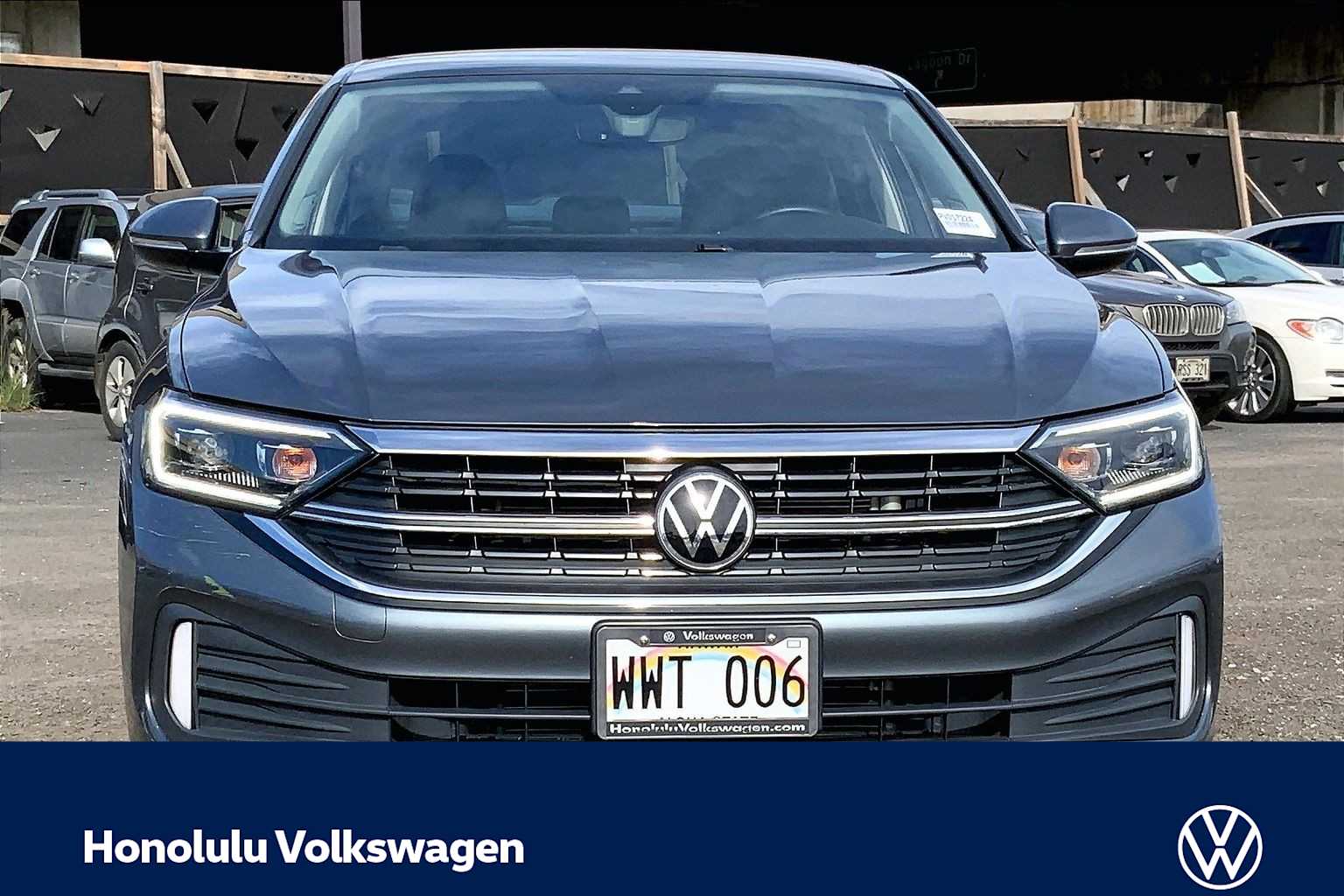 Thumbnail: 2023 Volkswagen Jetta - 6