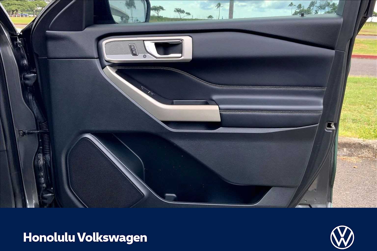 Thumbnail: 2020 Ford Explorer - 26