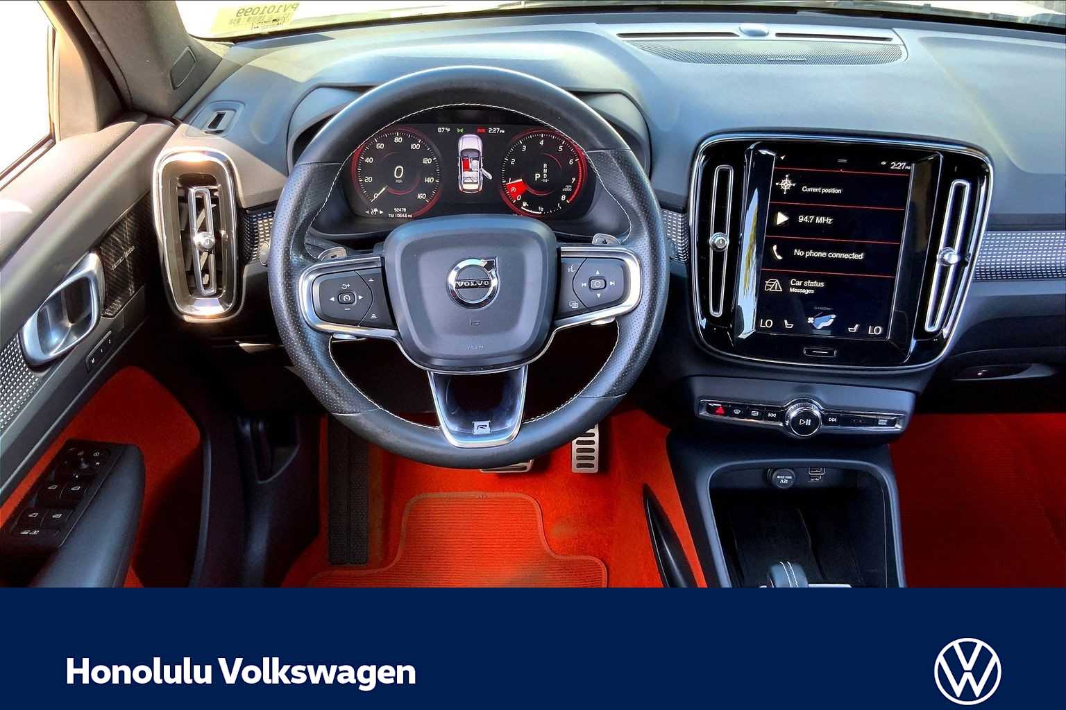 Thumbnail: 2019 Volvo XC40 - 13