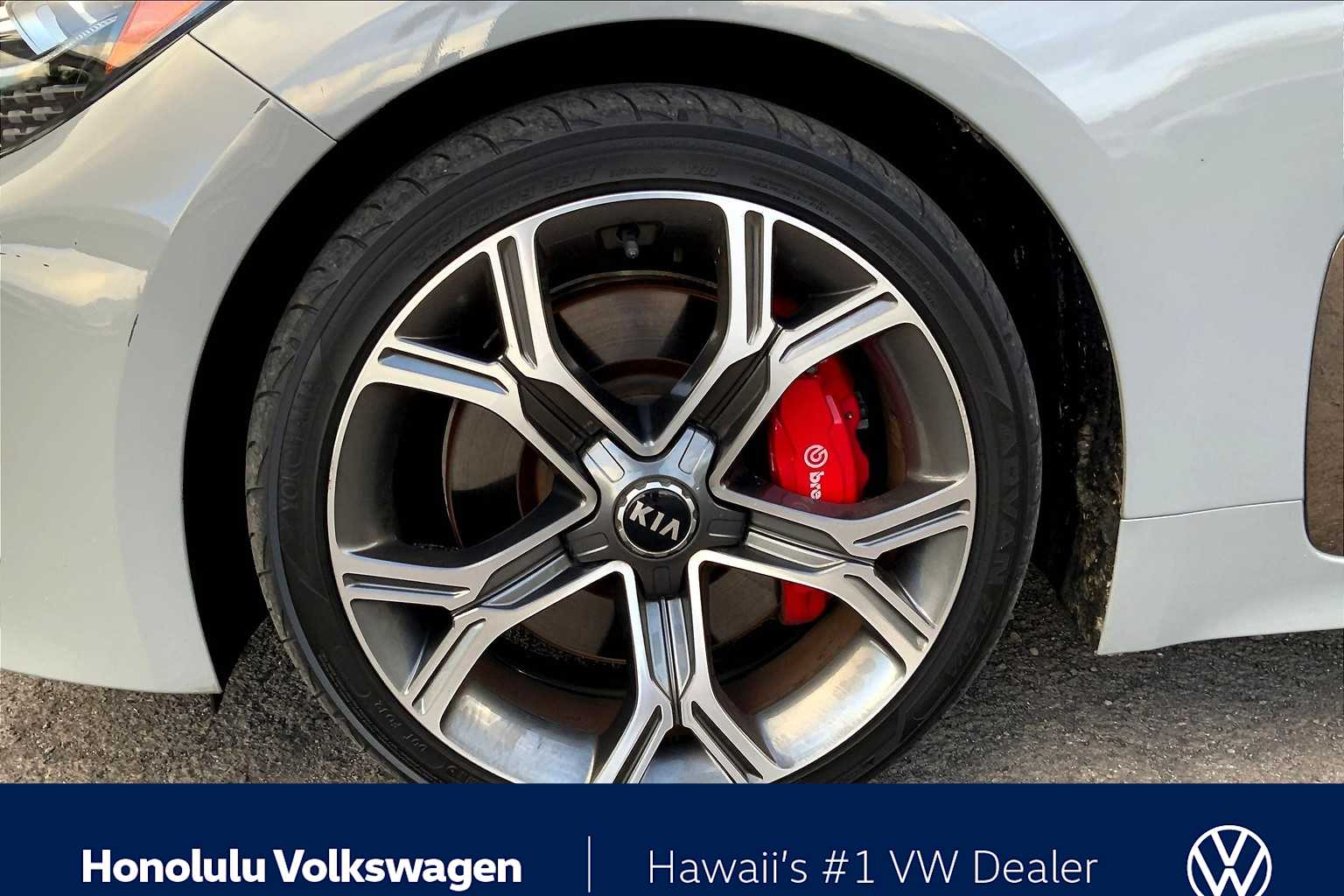 Thumbnail: 2019 Kia Stinger - 8