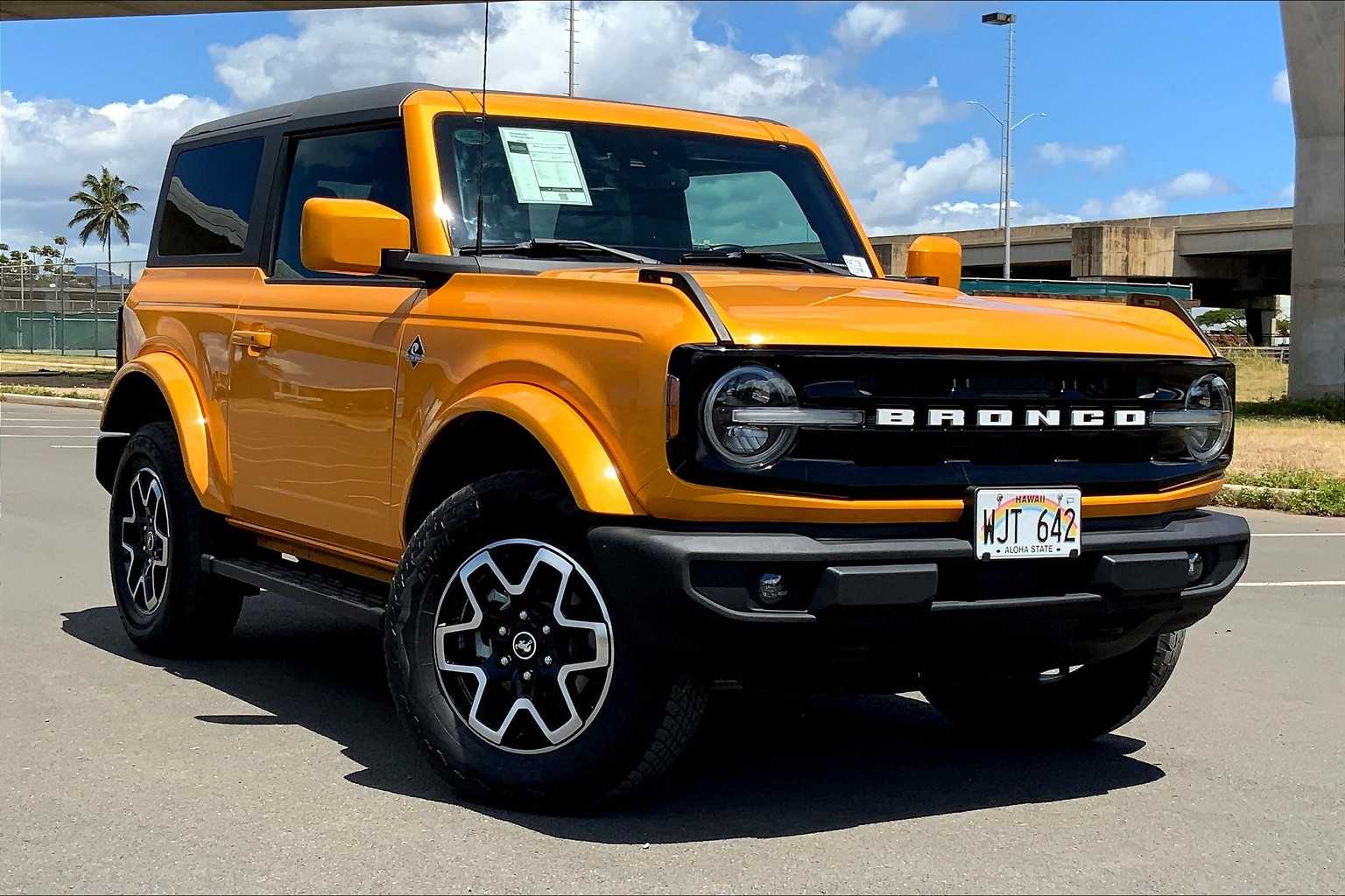 Thumbnail: 2021 Ford Bronco - 19