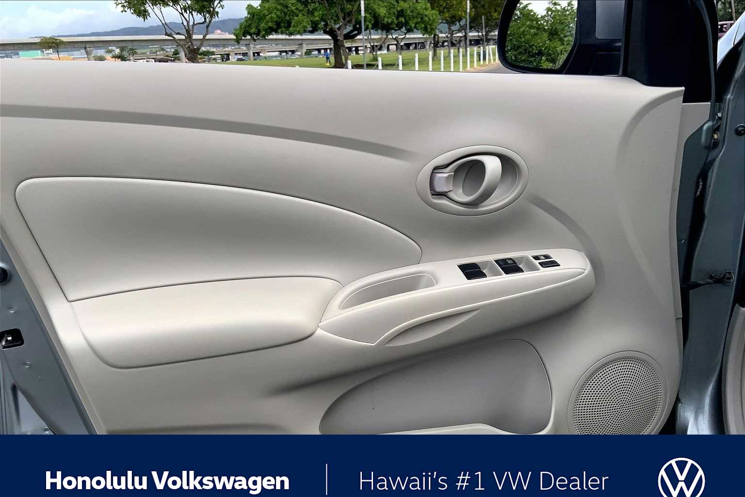 Thumbnail: 2012 Nissan Versa - 25